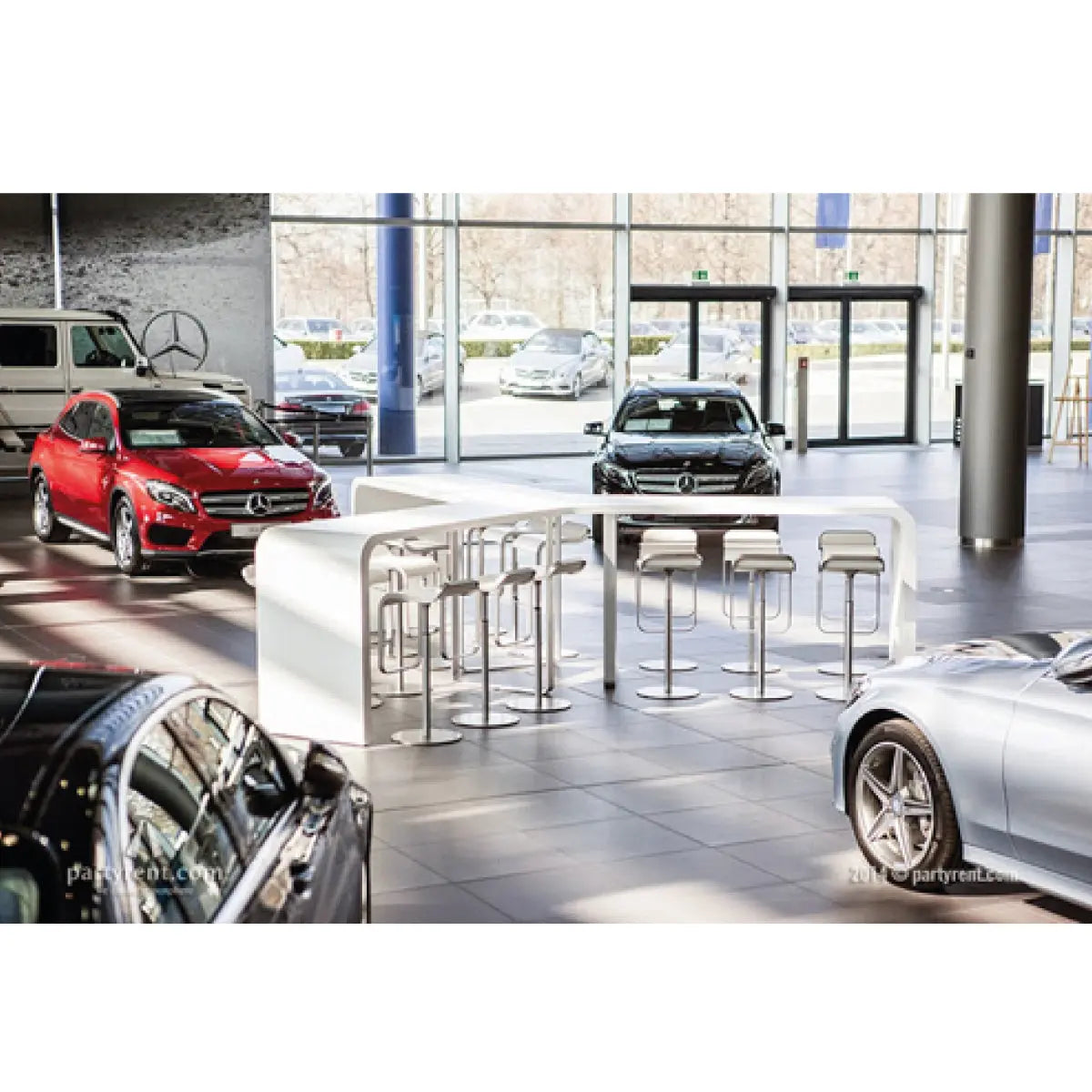 Brunch high table y shape Desert River Rentals