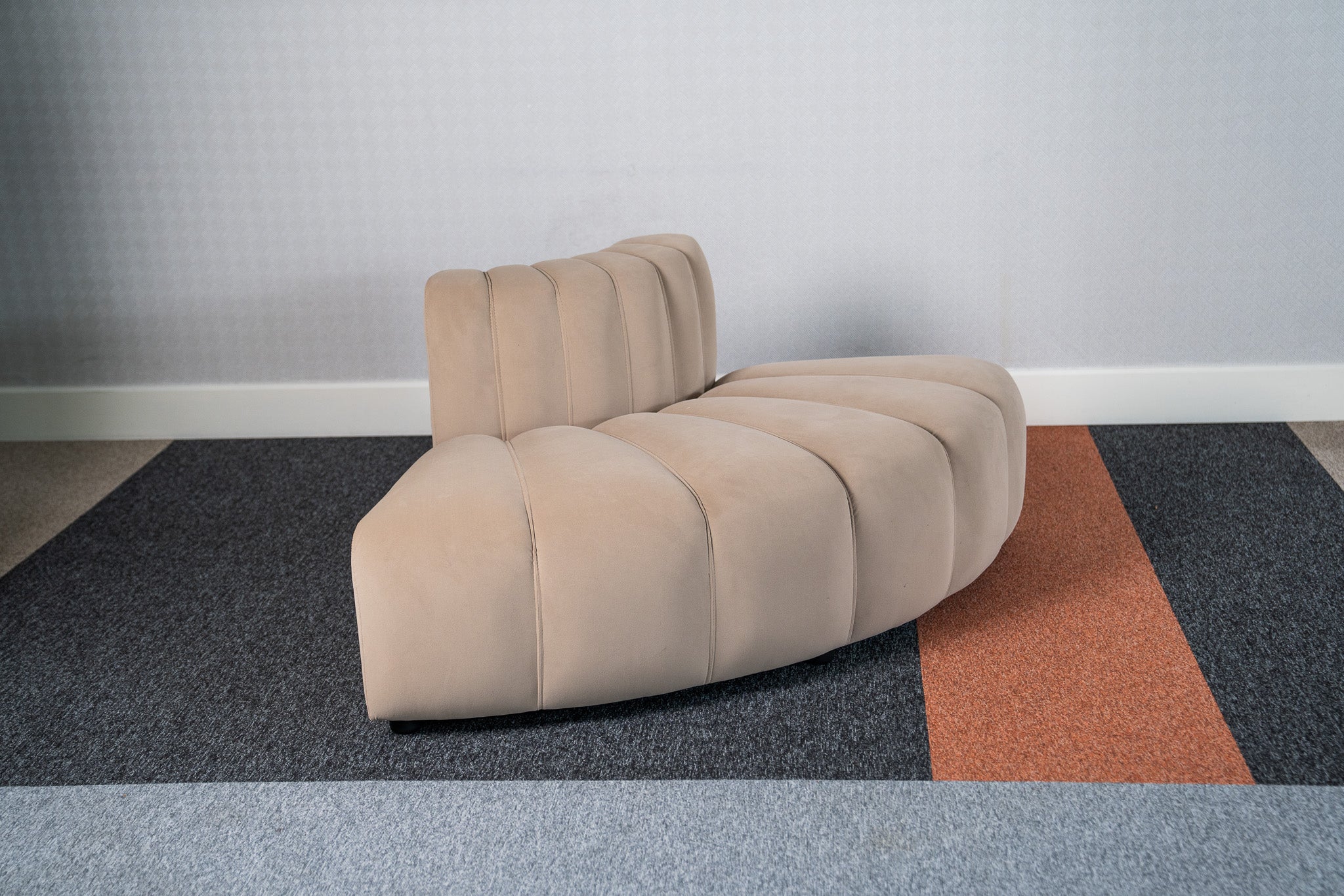 Cosmo Outer Curve 2-seater (Nutmeg Beige) Desert River Rentals