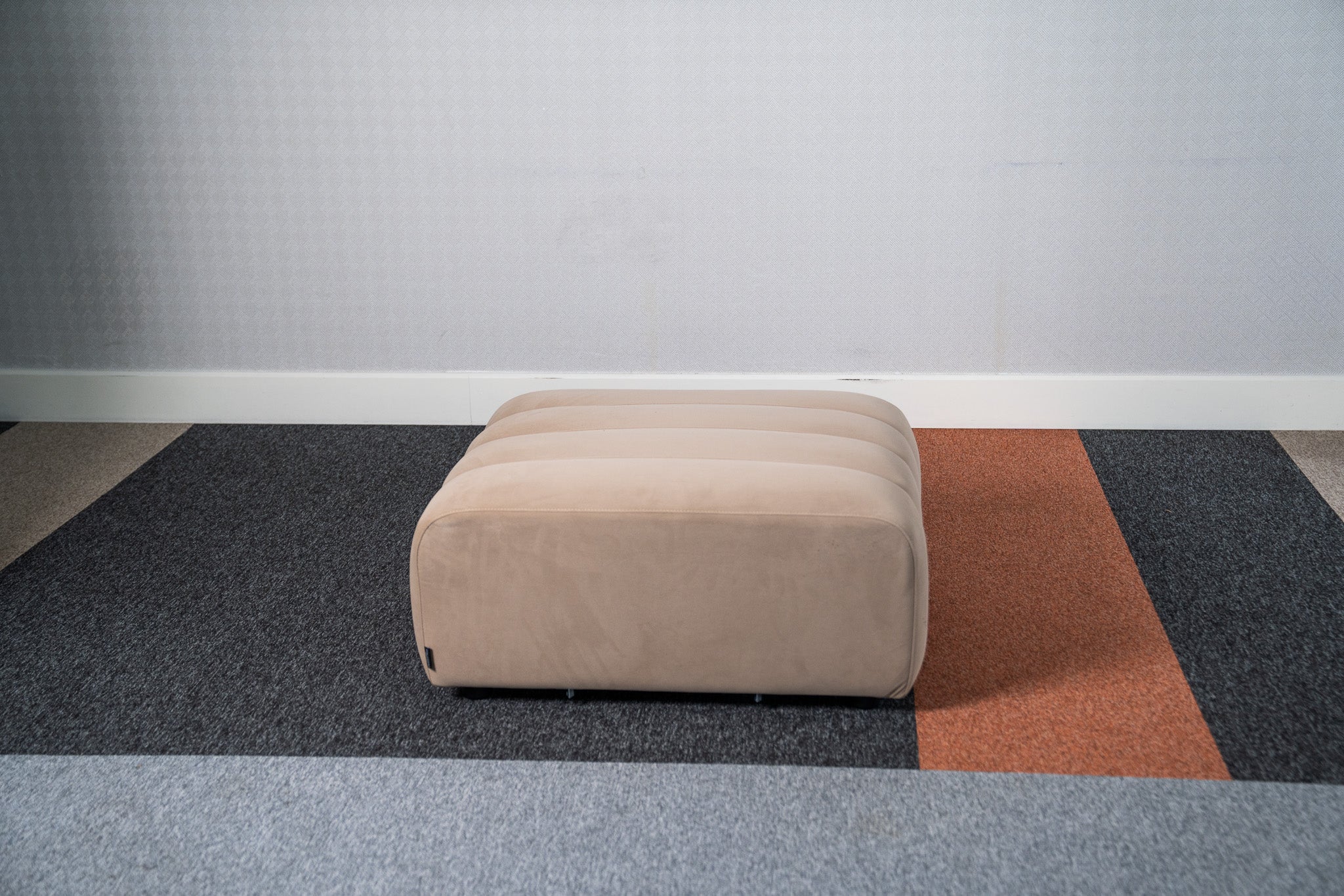 Cosmo Ottoman 1-seater (Nutmeg Beige) Desert River Rentals