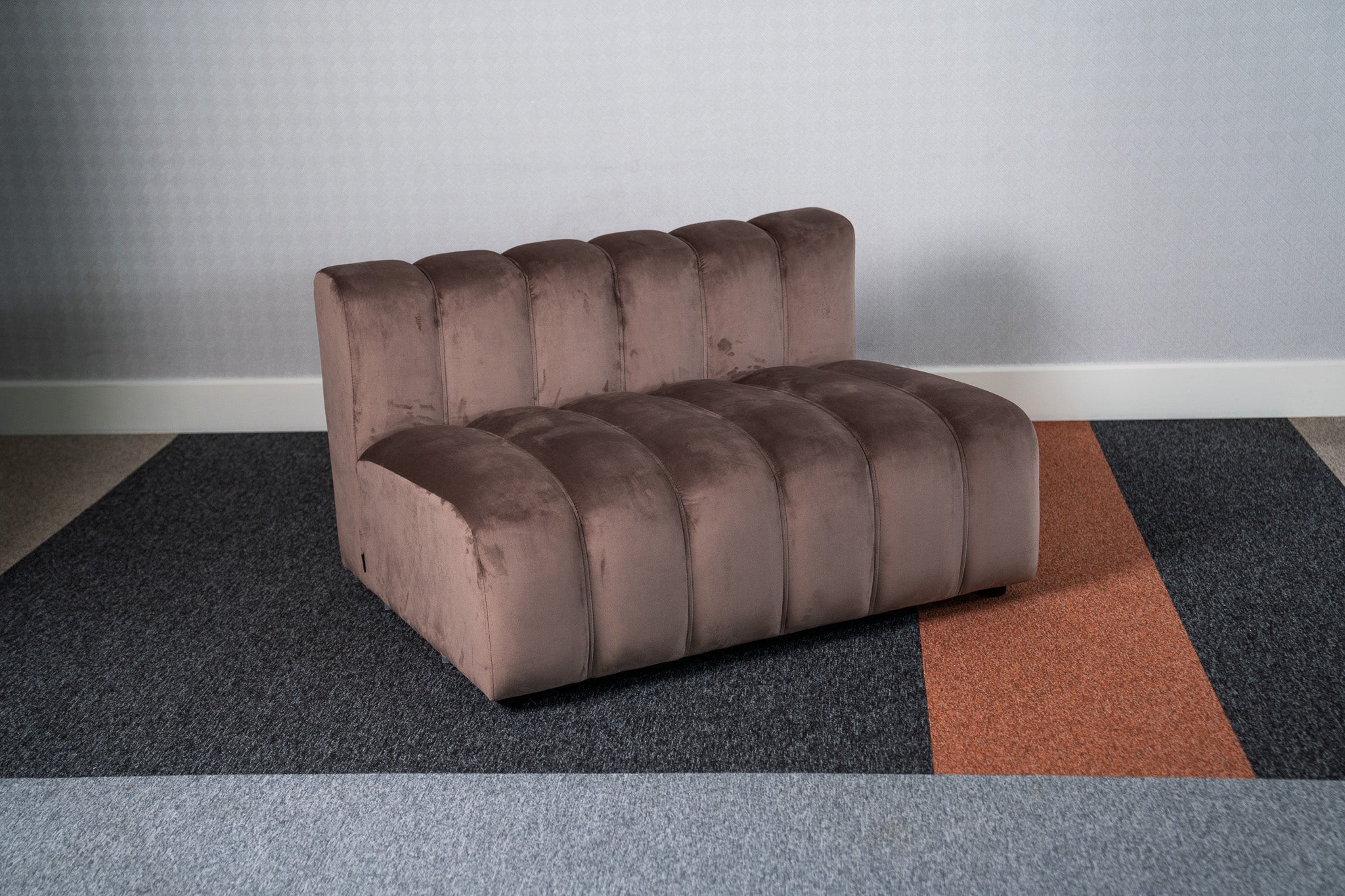 Cosmo Straight 2-seater (Truffle Brown) Desert River Rentals