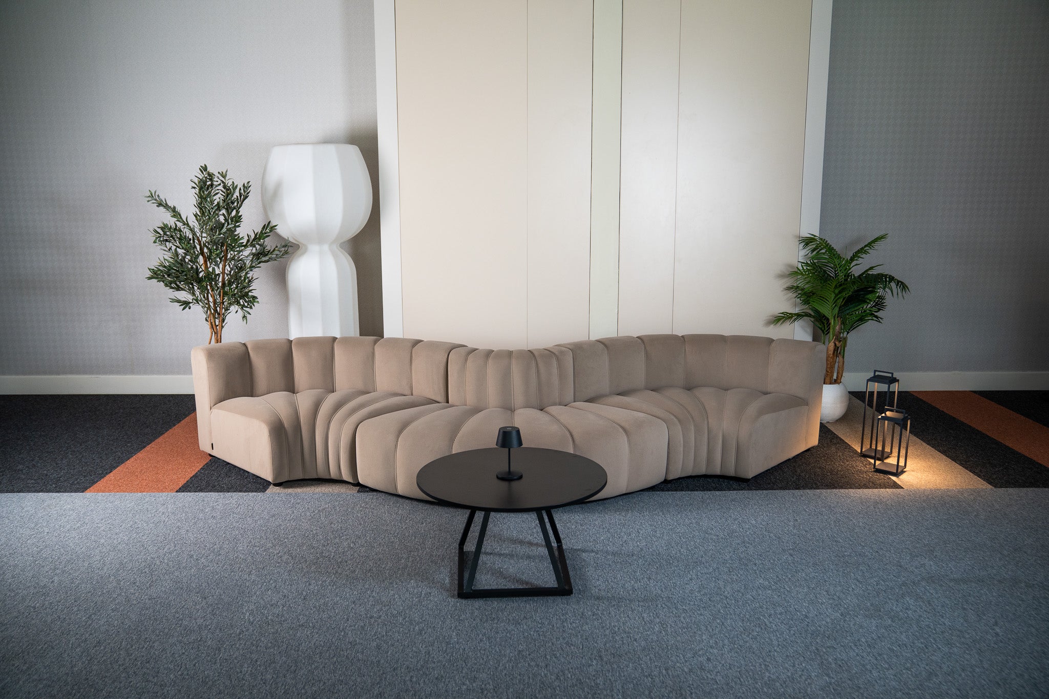 Cosmo Wave 4-seater (Nutmeg Beige) Desert River Rentals