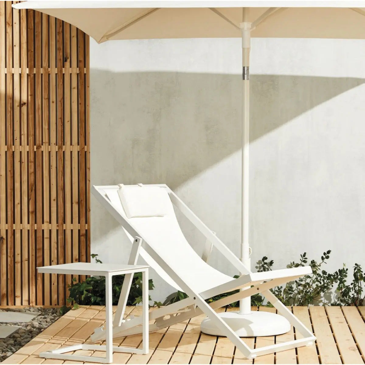 Domenica deck chair Desert River Rentals