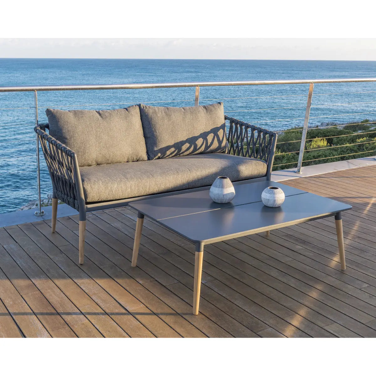 Ipanema 2-seater sofa Desert River Rentals