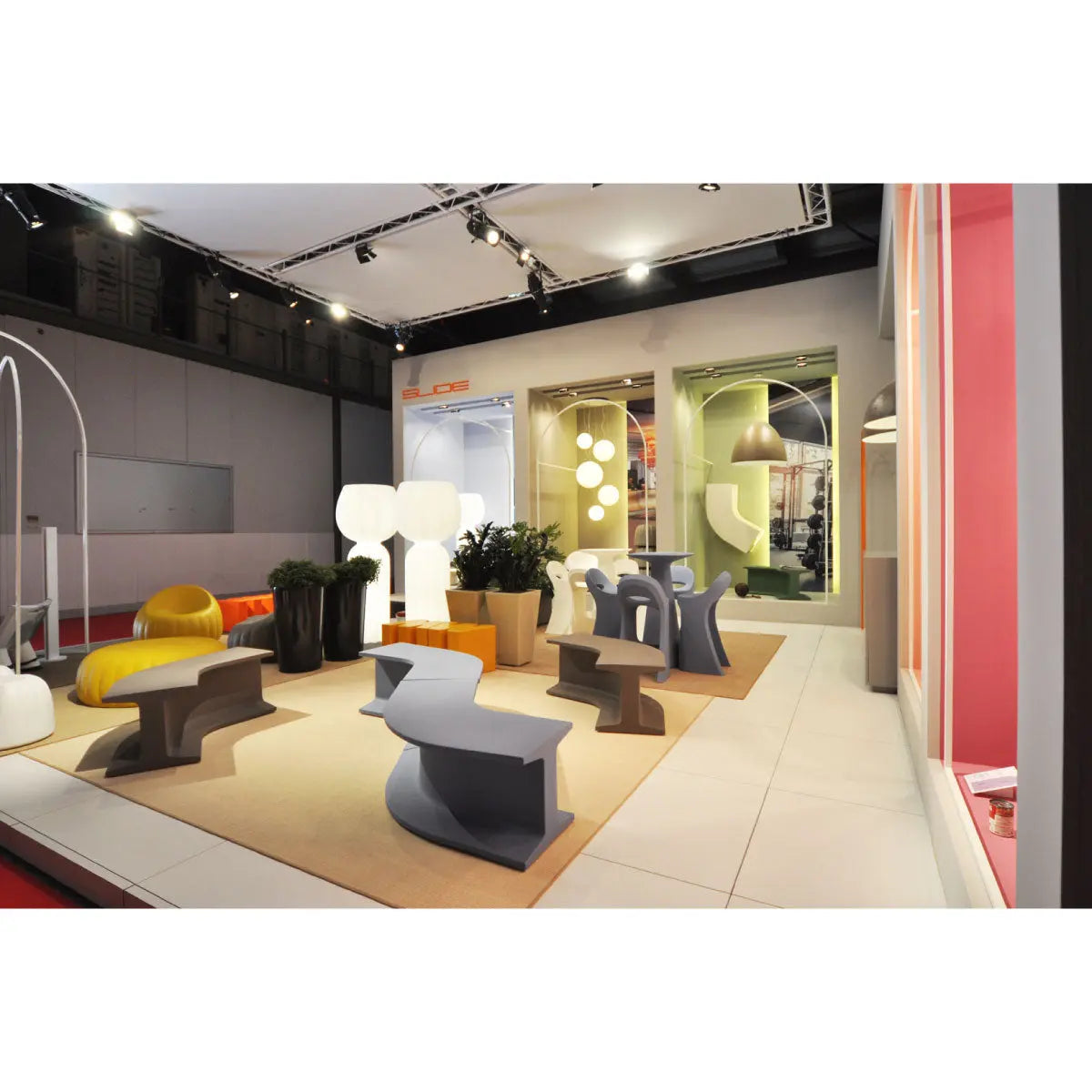 Iron bench black Desert River Rentals