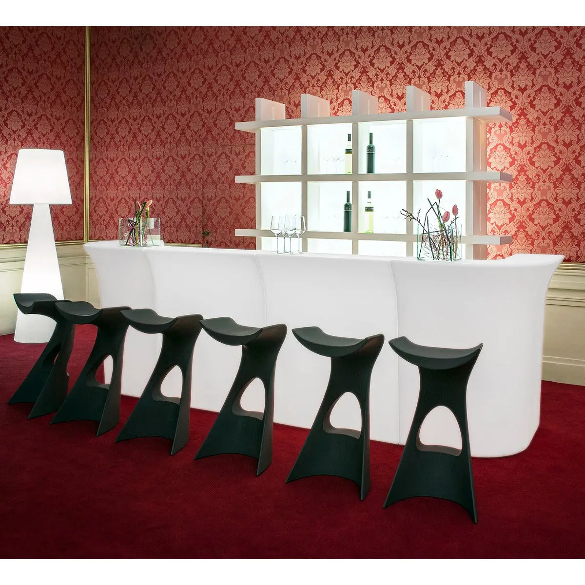 Jumbo bar corner Desert River Rentals