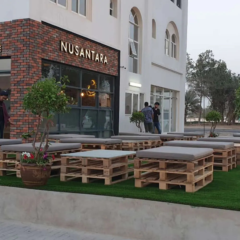 Pallet bench Desert River Rentals