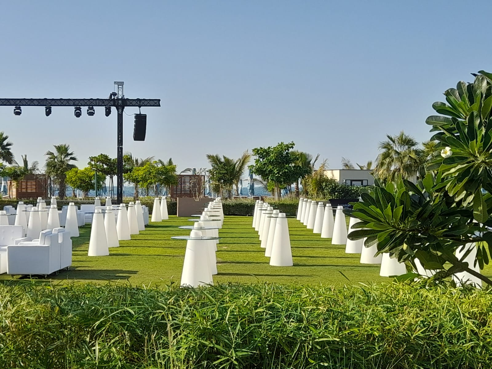 Peak Cocktail LED Table Desert River Rentals