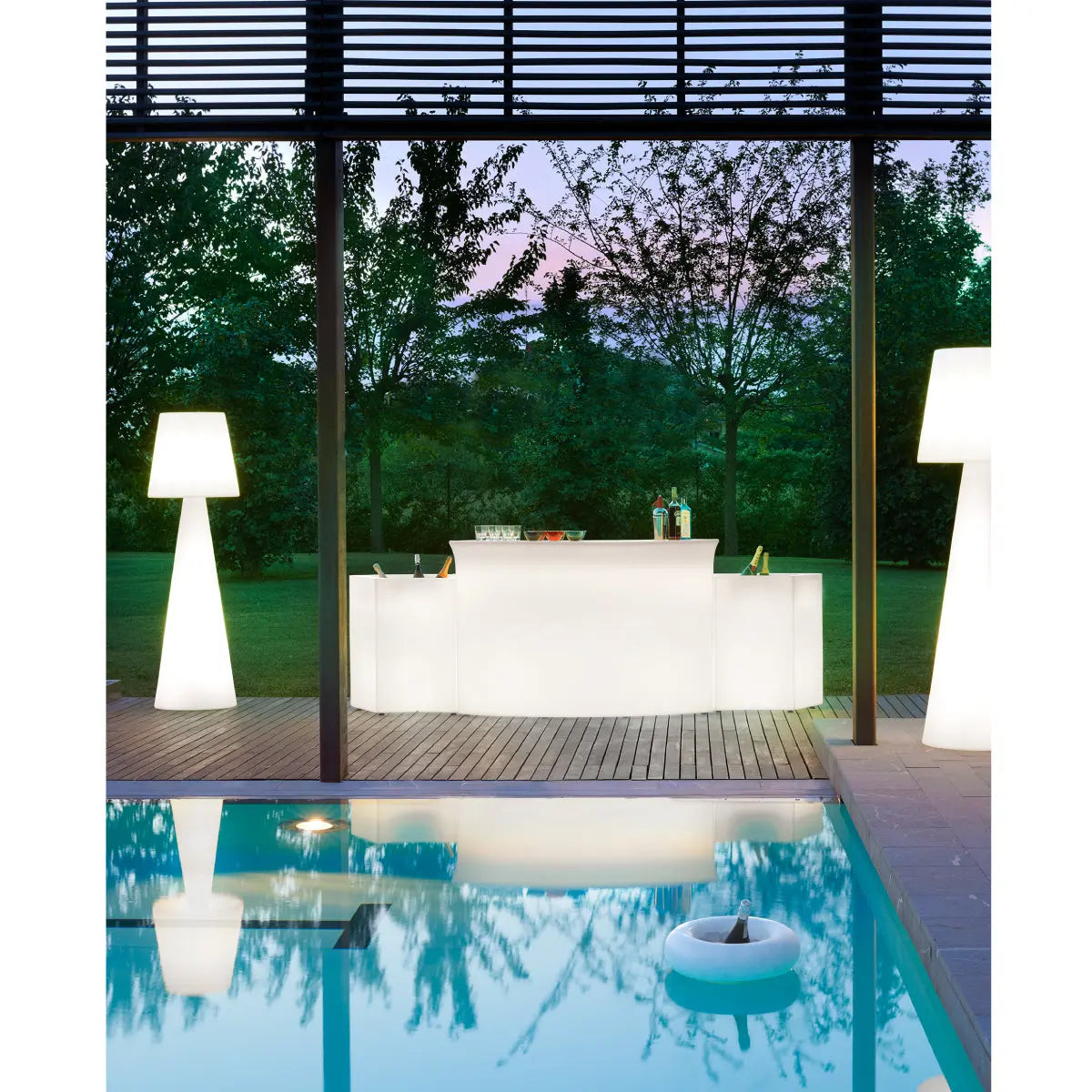 Pivot floor lamp - large Desert River Rentals