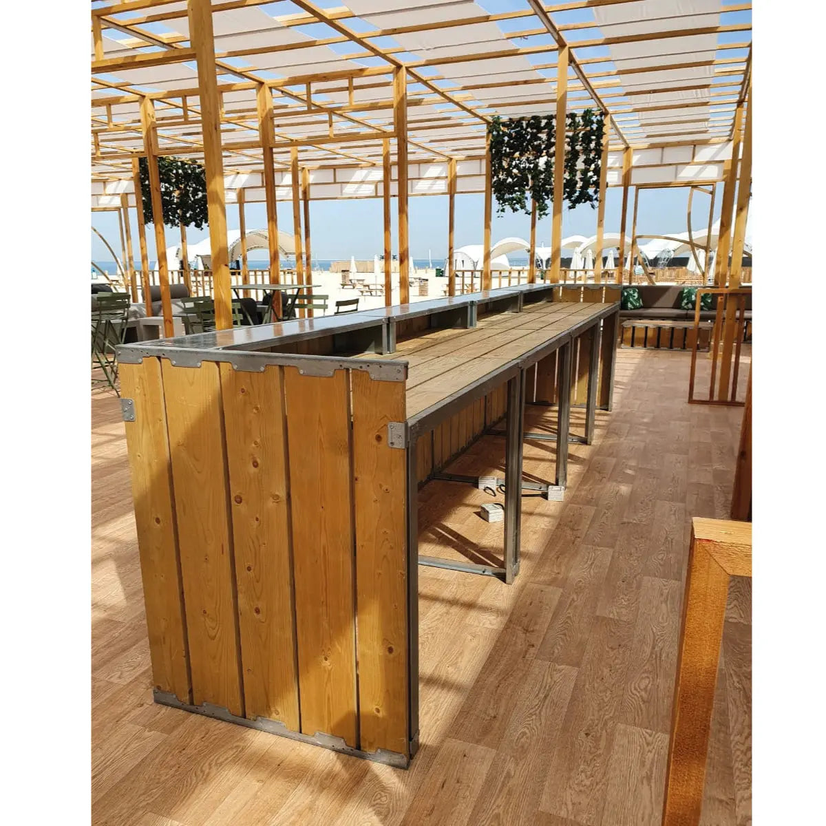 The bar crate Desert River Rentals