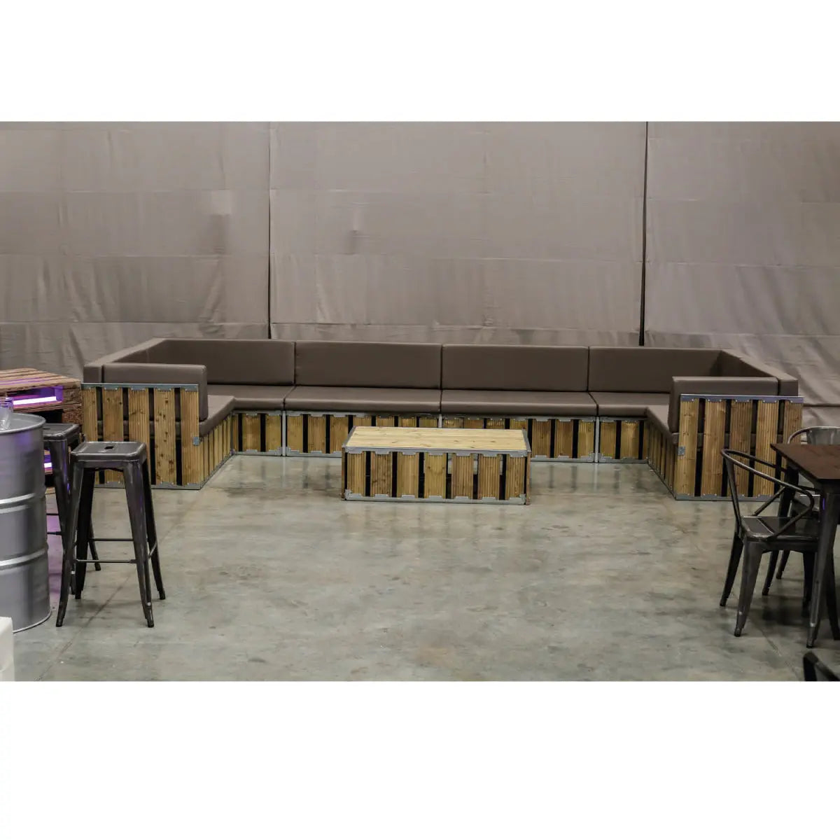 The lounge crate Desert River Rentals