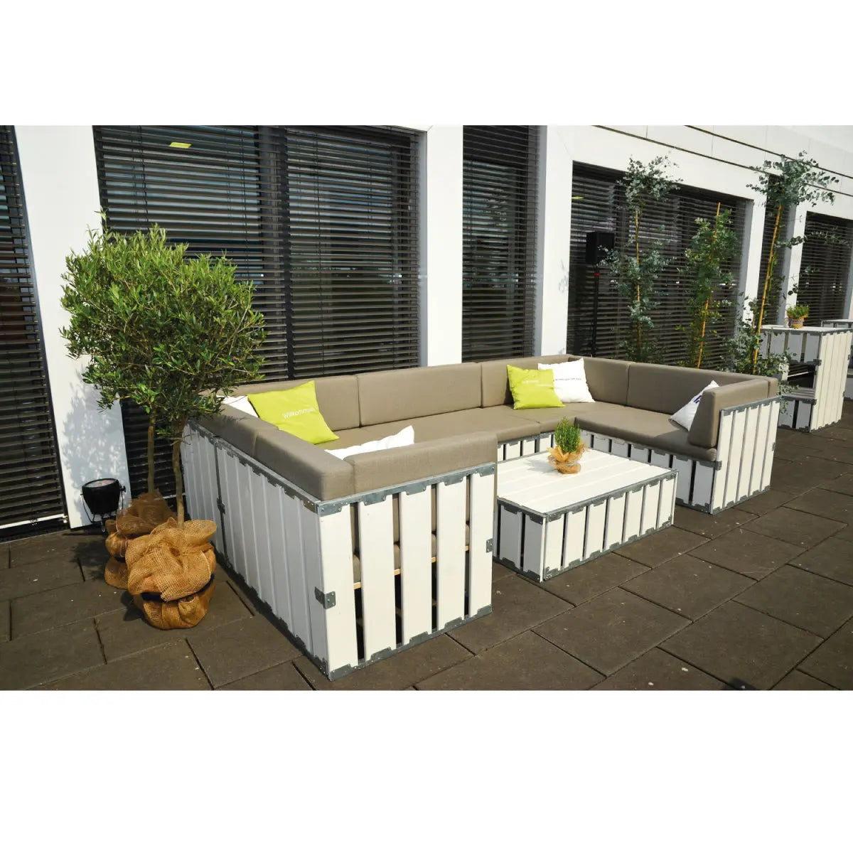 The lounge crate white Desert River Rentals