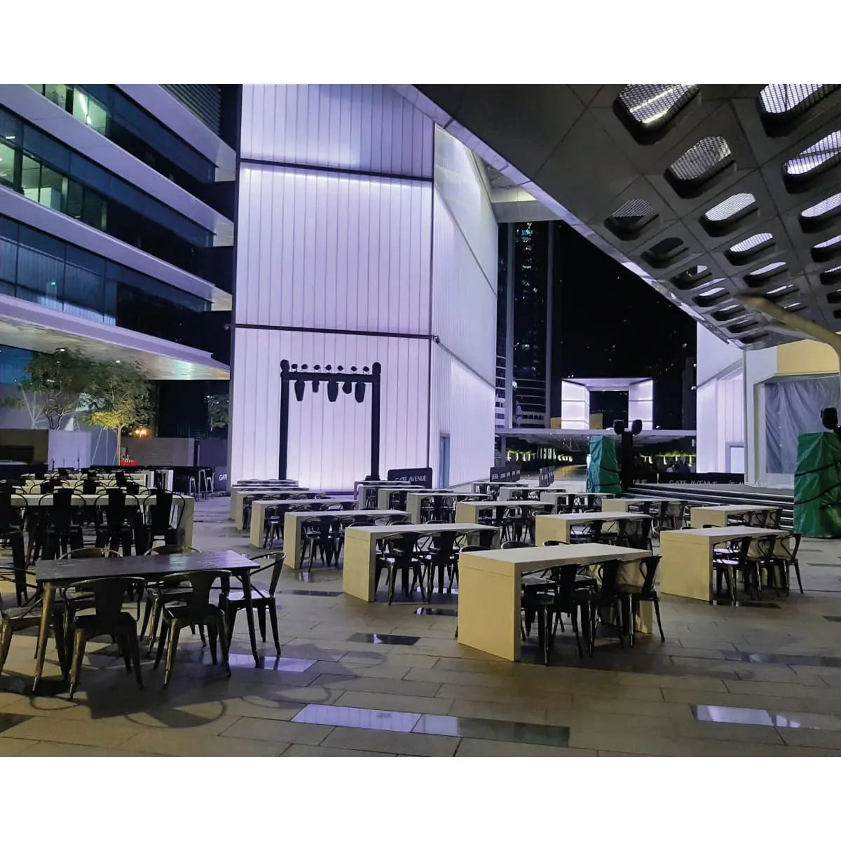 Titan 6 seater dining table Desert River Rentals