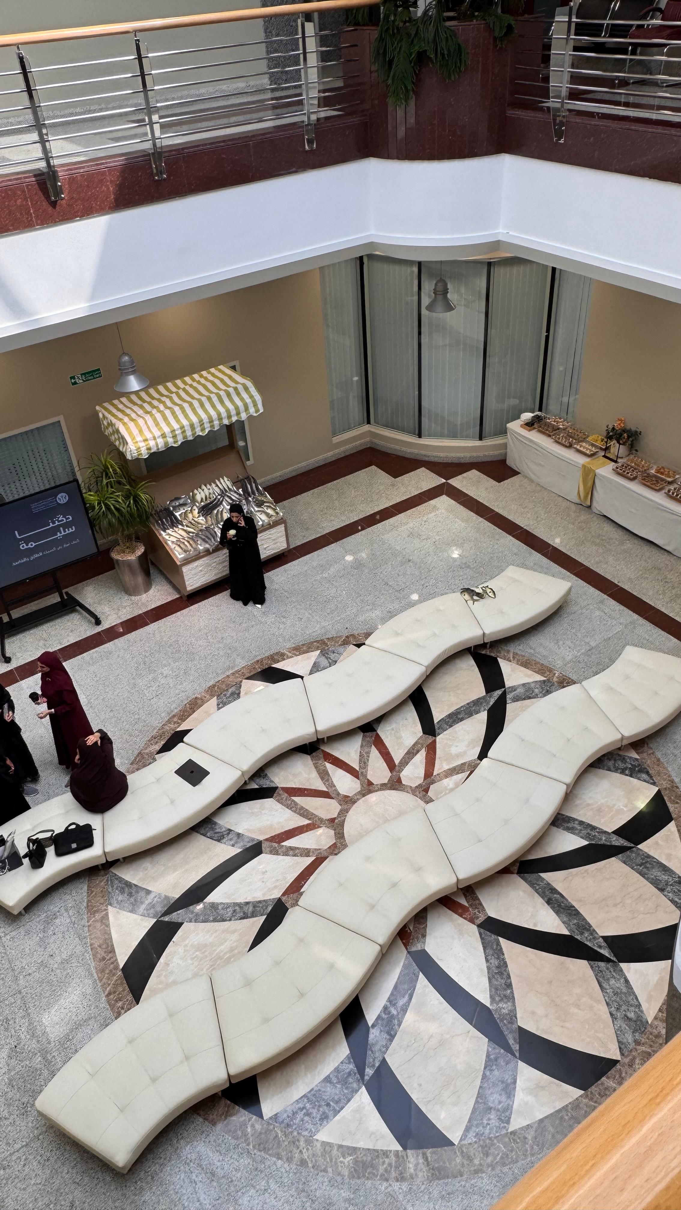 Endless 15 Seater Serpentine Sofa Without Back White Desert River Rentals